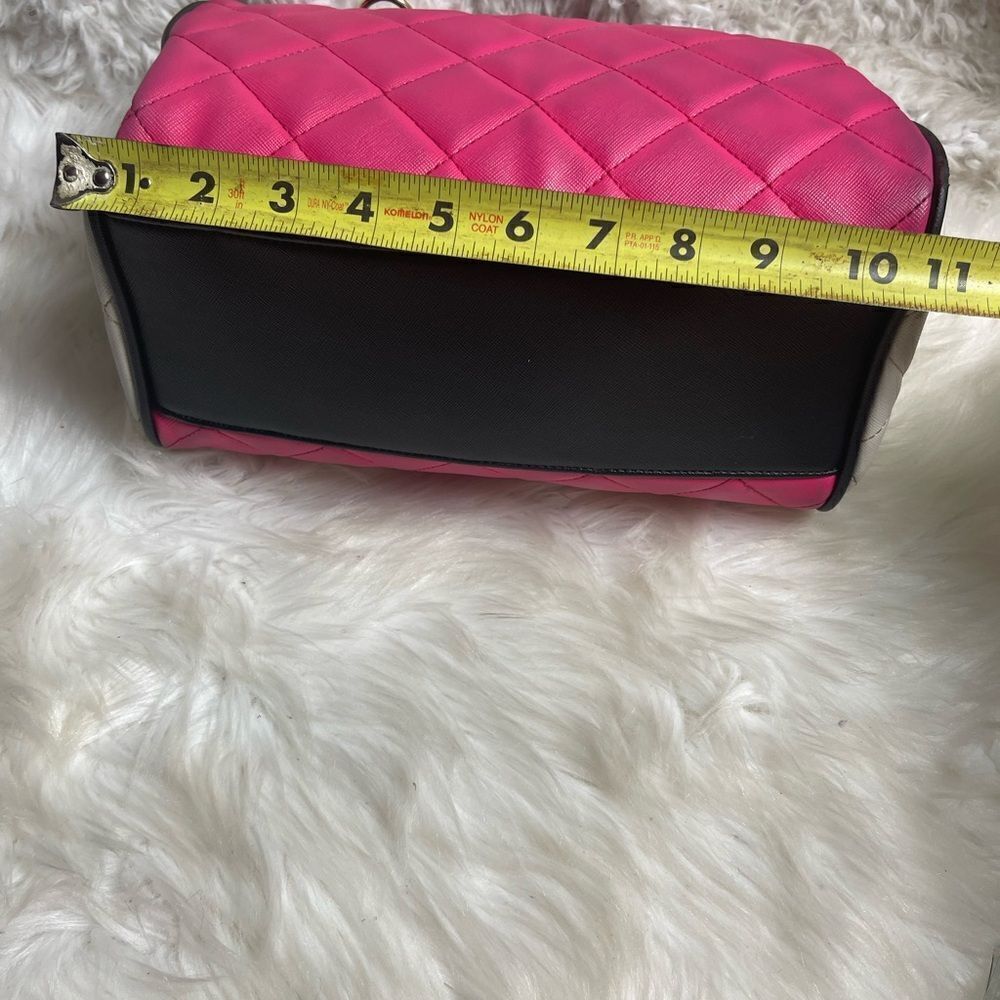 Betsey Johnson Synthetic hot pink, beige & black quilted Satchel/ crossbody bag - Picture 9 of 13